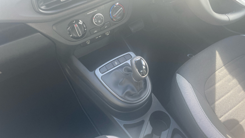 Hyundai i10 1.0 [63] Advance 5dr Auto [Nav] Petrol Hatchback